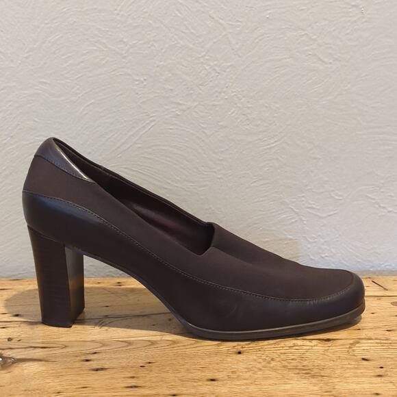 Etienne Aigner Vintage 'Trina' Block Heel Slip On Leather/Nylon Stretch Sz. 9M - Picture 2 of 13